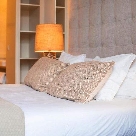 Paraiso Garden Suite--- Spacious & Downtown Porto Exterior photo