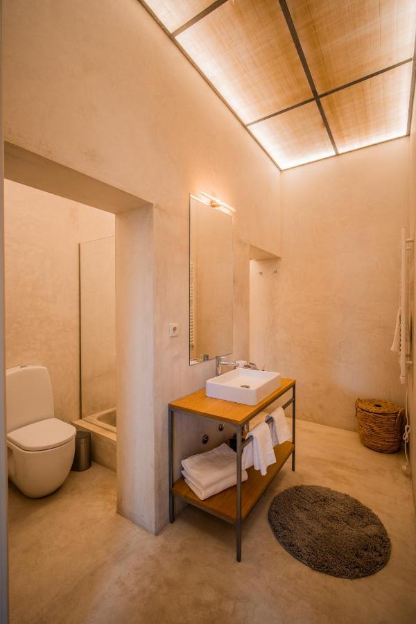 Paraiso Garden Suite--- Spacious & Downtown Porto Exterior photo