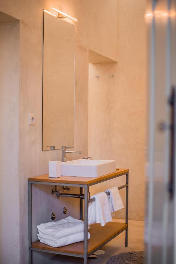 Paraiso Garden Suite--- Spacious & Downtown Porto Exterior photo